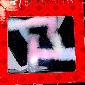 Baby girl shoes 1C furry boots with furry inside as well